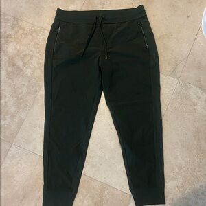 Womens army green Athleta Pants Size 16